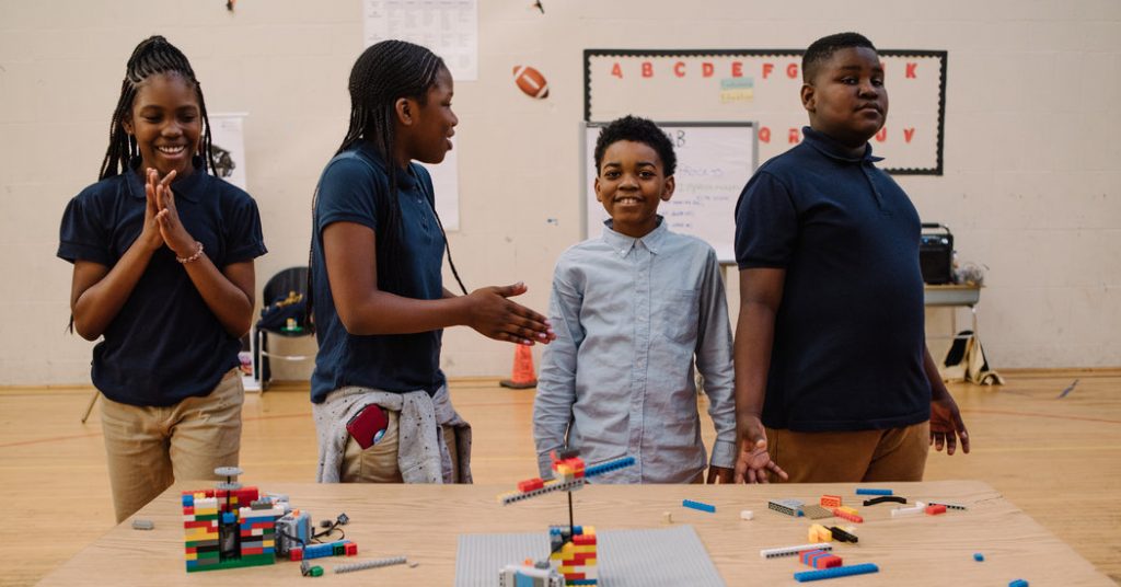 Legos and battlebots online free courses central
