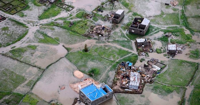 Learning With: ‘Flooding in Mozambique From Cyclone Idai Made an “Inland Ocean,” Stalling Rescues’