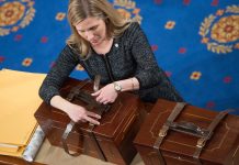 Should the U.S. Get Rid of the Electoral College? Should the U.S. Get Rid of the Electoral College?