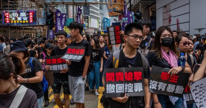 Summer Reading Contest Winner, Week 4: On ‘For Hong Kong’s Youth, Protests Are “a Matter of Life and Death”’
