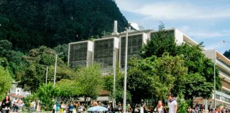 Coursera and Uniandes Announce Software Engineering Master: the First MOOC-Based Degree Taught in Spanish Coursera and Uniandes Announce Software Engineering Master: the First MOOC-Based Degree Taught in Spanish