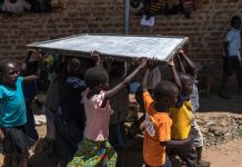 Writing Comparative Essays: Making Connections to Illuminate Ideas Writing Comparative Essays: Making Connections to Illuminate Ideas