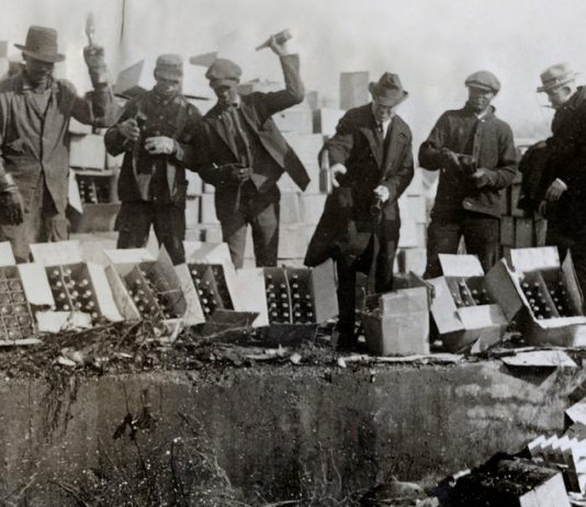 Lesson of the Day: ‘100 Years Ago, the Booziest January Suddenly Dried Up’ Lesson of the Day: ‘100 Years Ago, the Booziest January Suddenly Dried Up’