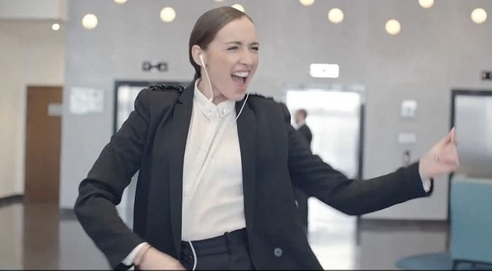 Try our new chatbot to discover the perfect course for you