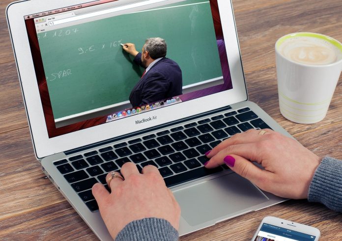 Online Learning: Tips for Students and Parents