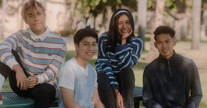 Summer Reading Contest Week 9: What Got Your Attention in The Times This Week?