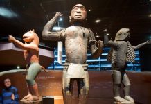 Should Museums Return Looted Artifacts to Their Countries of Origin? Should Museums Return Looted Artifacts to Their Countries of Origin?