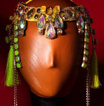 Lesson of the Day: ‘Feathers and Female Power: The Costumes of Carnival’ Lesson of the Day: ‘Feathers and Female Power: The Costumes of Carnival’