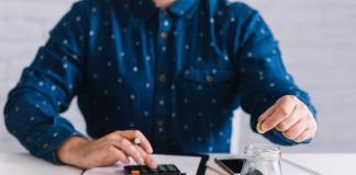 10 Practical Tips to Save Money Everyday 10 Practical Tips to Save Money Everyday