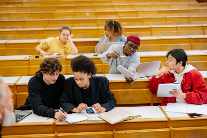 Improving Students’ Self-Assessment Skills via Spaced Retrieval and Active Engagement in Dentistry Improving Students’ Self-Assessment Skills via Spaced Retrieval and Active Engagement in Dentistry