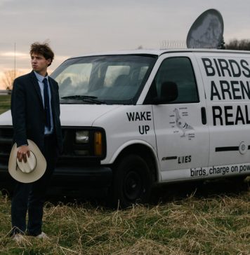 Lesson of the Day: ‘Birds Aren’t Real, or Are They? Inside a Gen Z Conspiracy Theory.’ Lesson of the Day: ‘Birds Aren’t Real, or Are They? Inside a Gen Z Conspiracy Theory.’