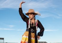 Photographing Interesting People in Your Community: A Guide to Taking Portraits Photographing Interesting People in Your Community: A Guide to Taking Portraits