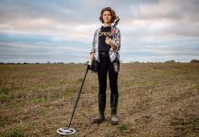 Vocabulary in Context: Metal Detector Discovery Vocabulary in Context: Metal Detector Discovery