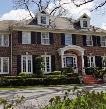 What Fictional House Would You Want to Stay In? What Fictional House Would You Want to Stay In?