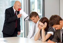 MANAGING UNDERPERFORMING TEAM MANAGING UNDERPERFORMING TEAM