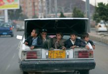 ‘What’s Going On in This Picture?’ Kids and Teens Collection ‘What’s Going On in This Picture?’ Kids and Teens Collection