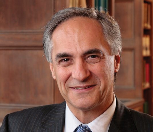 Robert J. Zimmer, Who Promoted Free Speech on Campus, Dies at 75 Robert J. Zimmer, Who Promoted Free Speech on Campus, Dies at 75