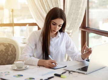 Expert Insights: Best CV Practices According to HR Experts Expert Insights: Best CV Practices According to HR Experts