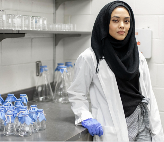 OLAY and Coursera launch cosmetic science Specialization to bridge the gender gap in STEM OLAY and Coursera launch cosmetic science Specialization to bridge the gender gap in STEM