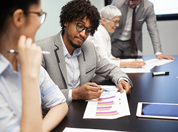 How to Develop an Inclusive and Productive Corporate Training Strategy for an Intergenerational Workforce How to Develop an Inclusive and Productive Corporate Training Strategy for an Intergenerational Workforce