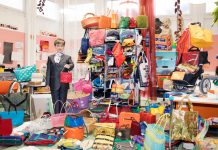 2,000 Bags 2,000 Bags