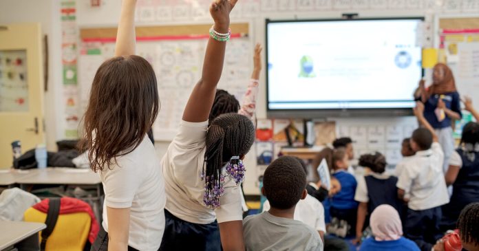 Should Schools Give Students Money to Invest in Their Futures?
