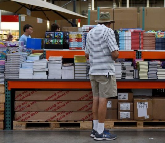 ‘Costco, Don’t Give Up on America As a Nation of Readers’: The Week 1 Winner of Our Summer Reading Contest ‘Costco, Don’t Give Up on America As a Nation of Readers’: The Week 1 Winner of Our Summer Reading Contest