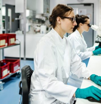 Moderna and Coursera commit to advancing scientific education, starting with new mRNA course Moderna and Coursera commit to advancing scientific education, starting with new mRNA course