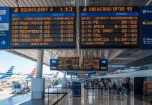 Benefits of Electronic Signage at Airports Benefits of Electronic Signage at Airports