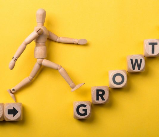 Thrive in the Evolving Job Market: 10 Powerful Tips for Staying Relevant Thrive in the Evolving Job Market: 10 Powerful Tips for Staying Relevant