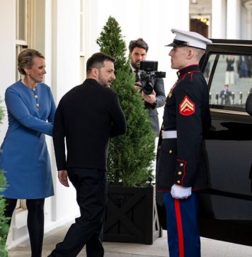 Weekly Student News Quiz: Oval Office, Oscars, W.N.B.A. Weekly Student News Quiz: Oval Office, Oscars, W.N.B.A.