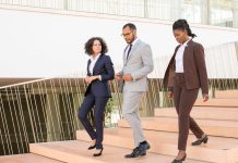 How Data Helps Build Succession Plans and Future Leadership Pipelines How Data Helps Build Succession Plans and Future Leadership Pipelines