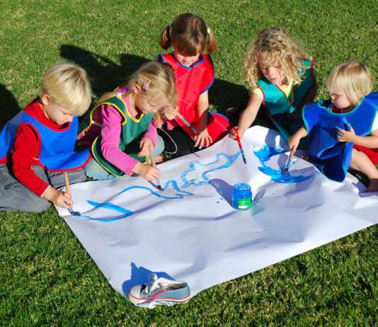 Healing Benefits of Play Therapy in Schools and Communities Healing Benefits of Play Therapy in Schools and Communities