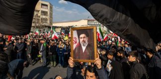 Weekly Student News Quiz: Iran, Midterms, Hot Air Balloon Weekly Student News Quiz: Iran, Midterms, Hot Air Balloon