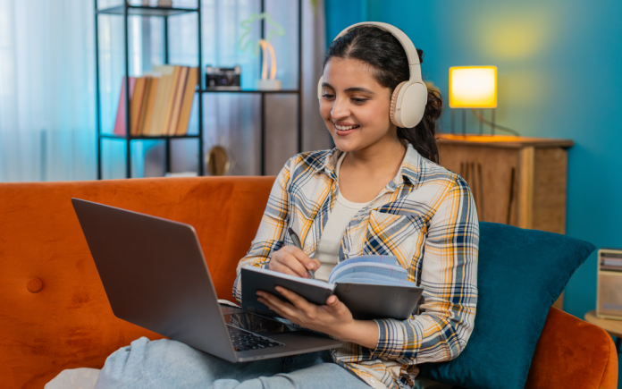 Free Online Courses to Help Adults Choose the Right Career Free Online Courses to Help Adults Choose the Right Career